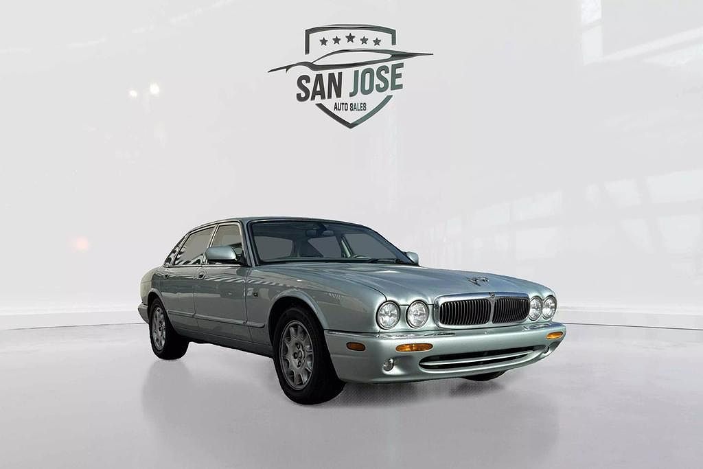 2000 Jaguar XJ null image 0