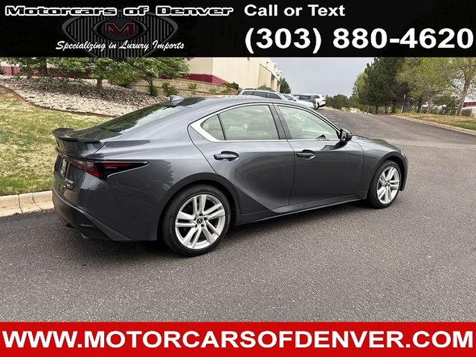 2021 Lexus IS