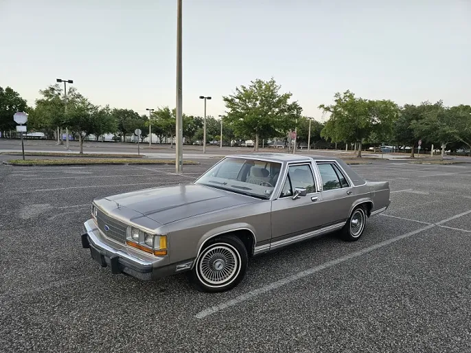 1989 Ford LTD