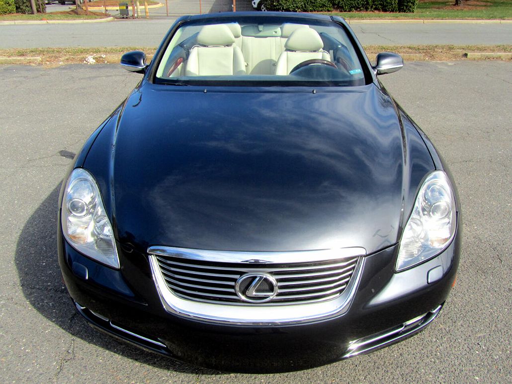 2007 Lexus SC 430 image 4