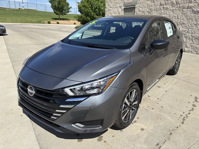 2025 Nissan Versa