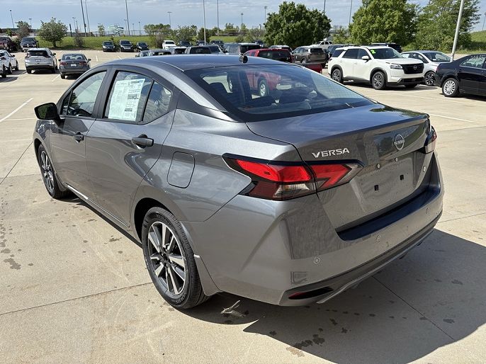 2025 Nissan Versa