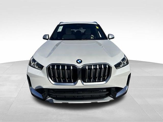 2024 BMW X1 xDrive28i image 1
