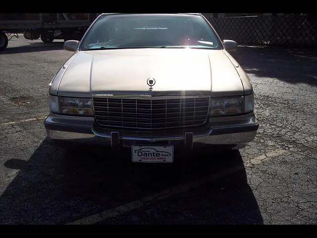 1995 Cadillac Fleetwood null image 0
