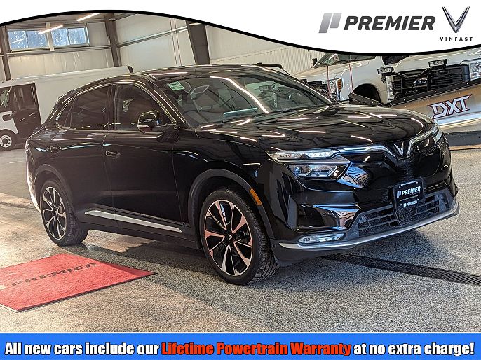 2025 VinFast VF8