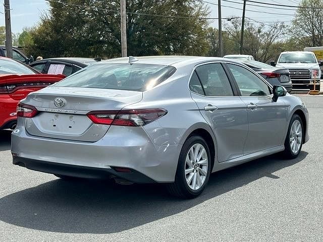 2023 Toyota Camry LE image 7
