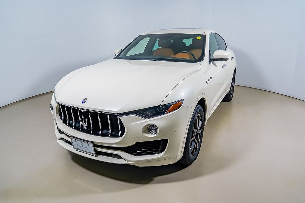 2019 Maserati Levante null image 5