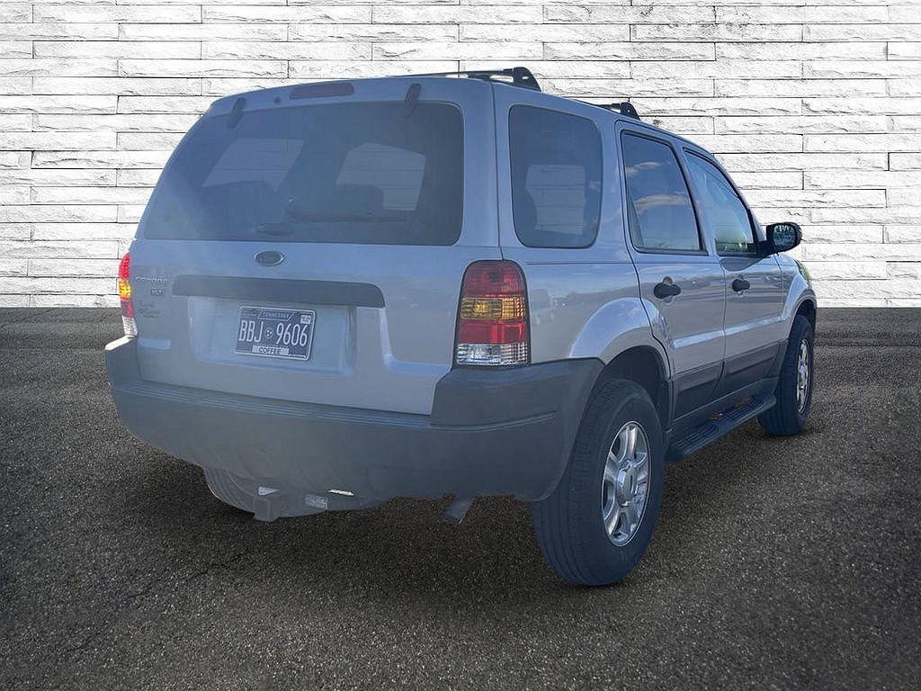 2003 Ford Escape XLT image 4