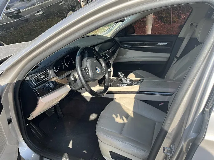 2012 BMW 7 Series