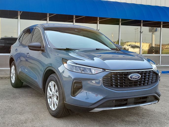 2023 Ford Escape