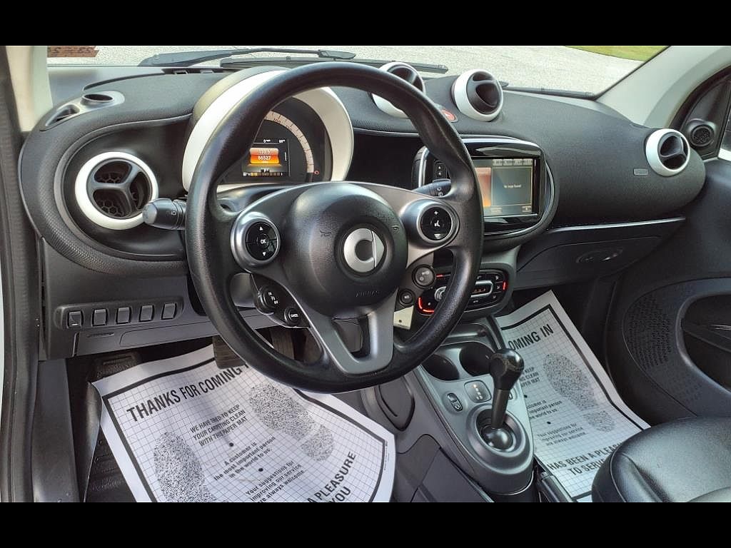 2016 Smart Fortwo Passion image 6
