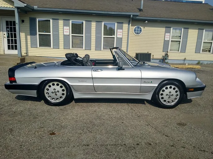 1988 Alfa Romeo Spider