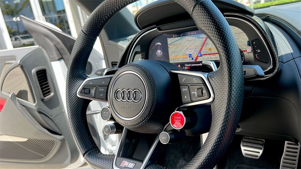 2022 Audi R8 5.2 image 55