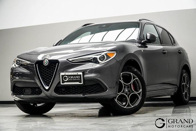 2022 Alfa Romeo Stelvio
