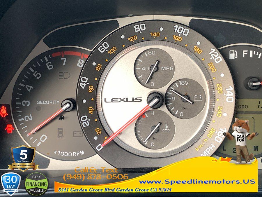 2004 Lexus IS 300 image 15