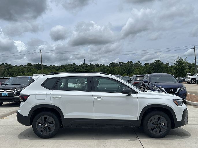 2025 Volkswagen Taos
