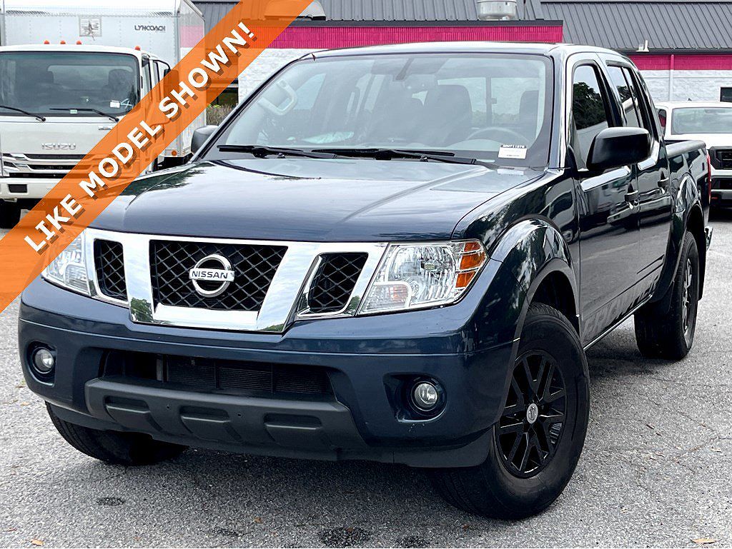 2021 Nissan Frontier SV image 1