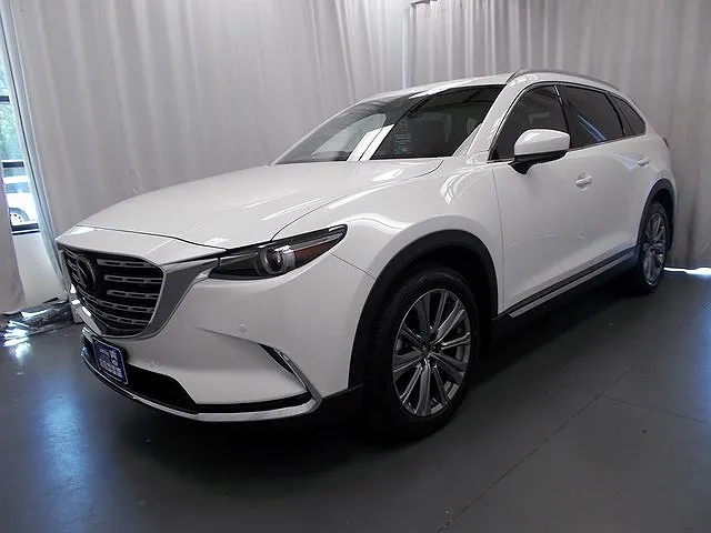 2022 Mazda CX-9 Signature image 0
