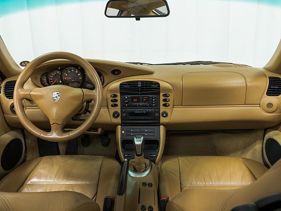 2000 Porsche 911 4 photo 11