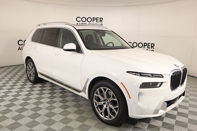 2024 BMW X7