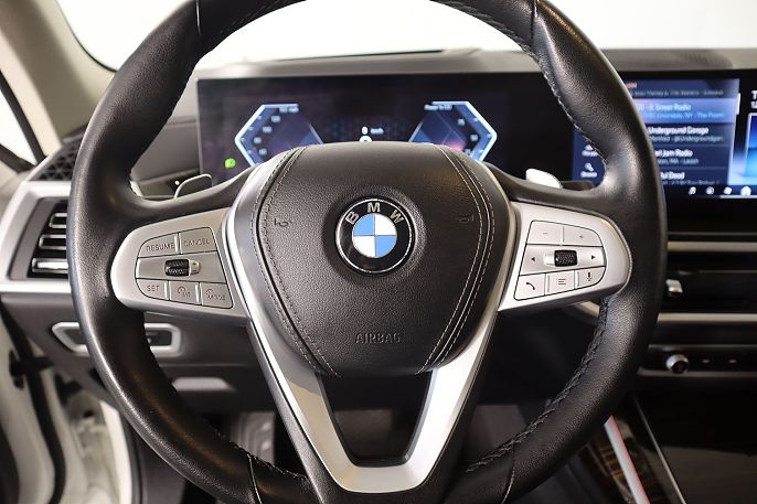 2024 BMW X7