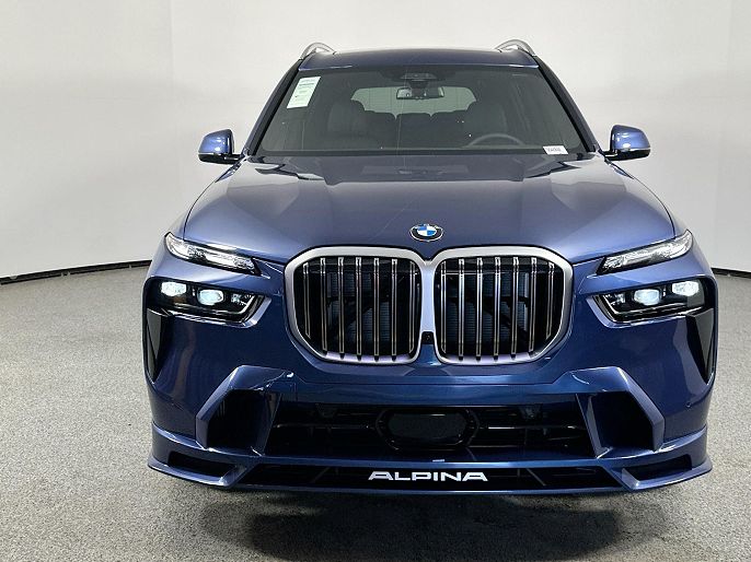 2026 BMW X7