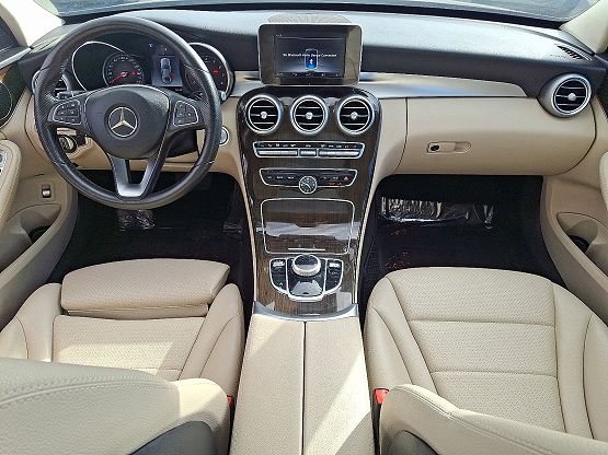 2018 Mercedes Benz C 300 4MATIC photo 11