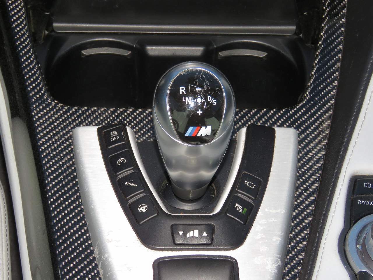 2012 BMW M6 Base image 6