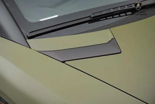 2022 Lamborghini Aventador