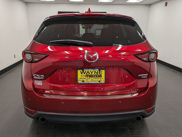 2021 Mazda CX-5 Signature image 4