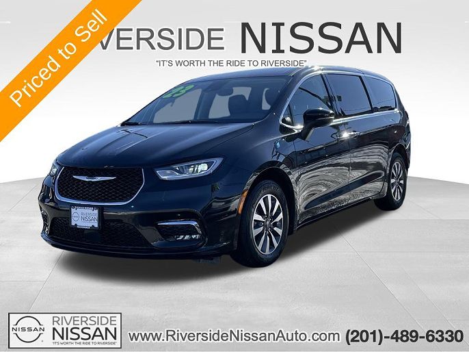 2023 Chrysler Pacifica