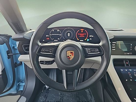 2021 Porsche Taycan Turbo photo 12