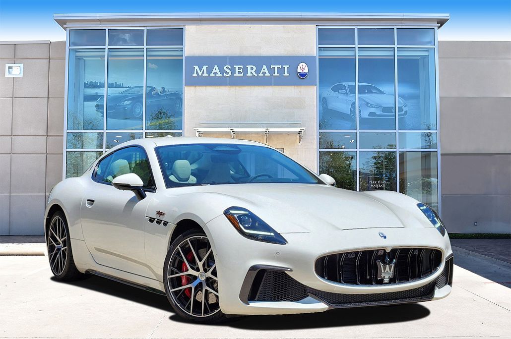 2024 Maserati GranTurismo Trofeo image 0