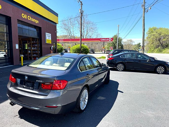 2012 BMW 3 Series