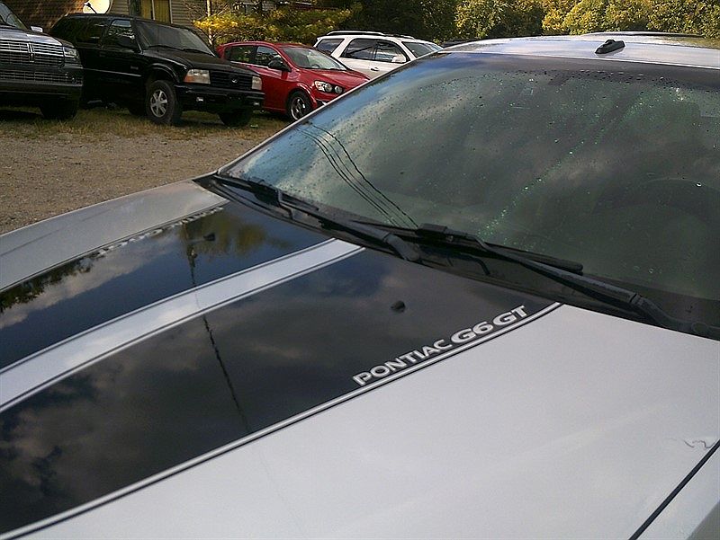 2010 Pontiac G6 GT image 3