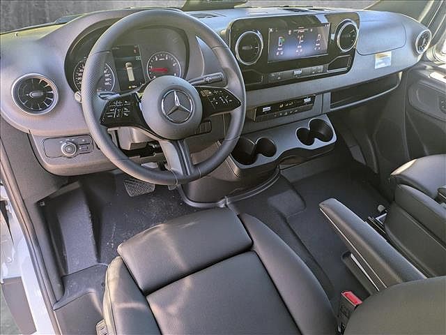 2025 Mercedes-Benz Sprinter