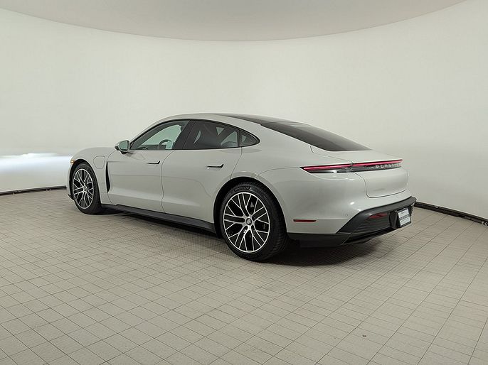 2023 Porsche Taycan
