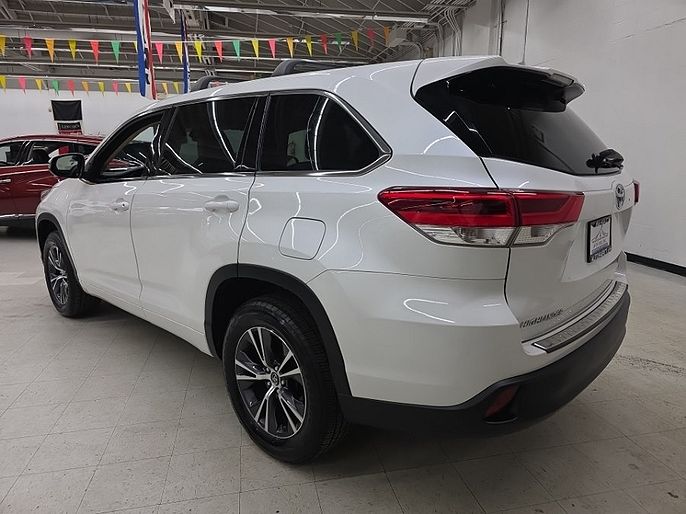 2017 Toyota Highlander