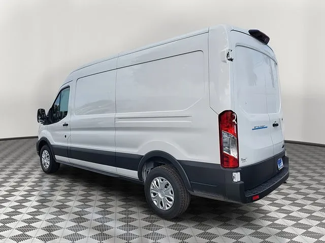 2025 Ford E-Transit