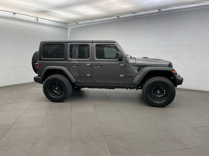 2025 Jeep Wrangler
