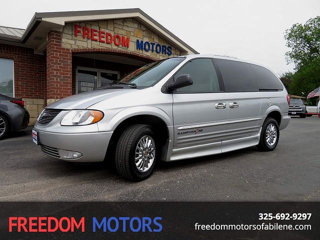 2001 Chrysler Town & Country Limited Edition image 0