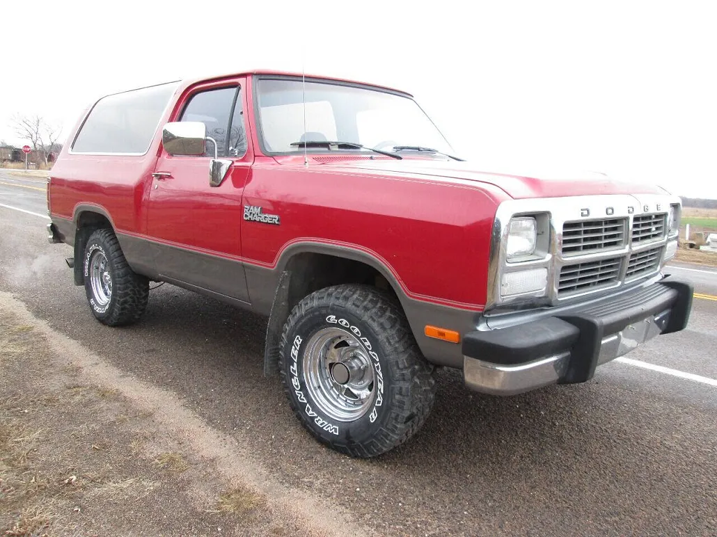 1991 Dodge Ramcharger 150 image 4