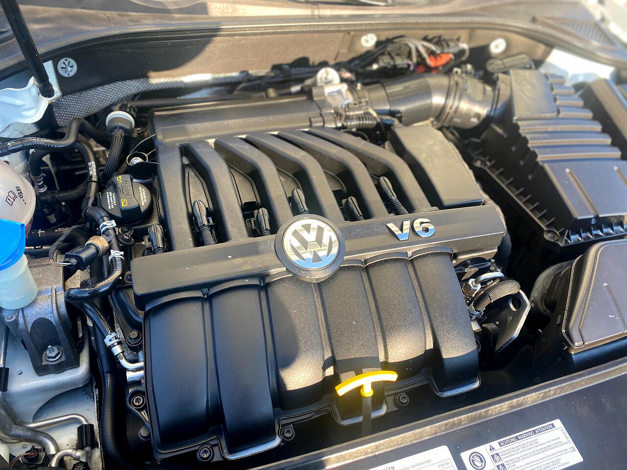 2018 Volkswagen Passat GT image 33