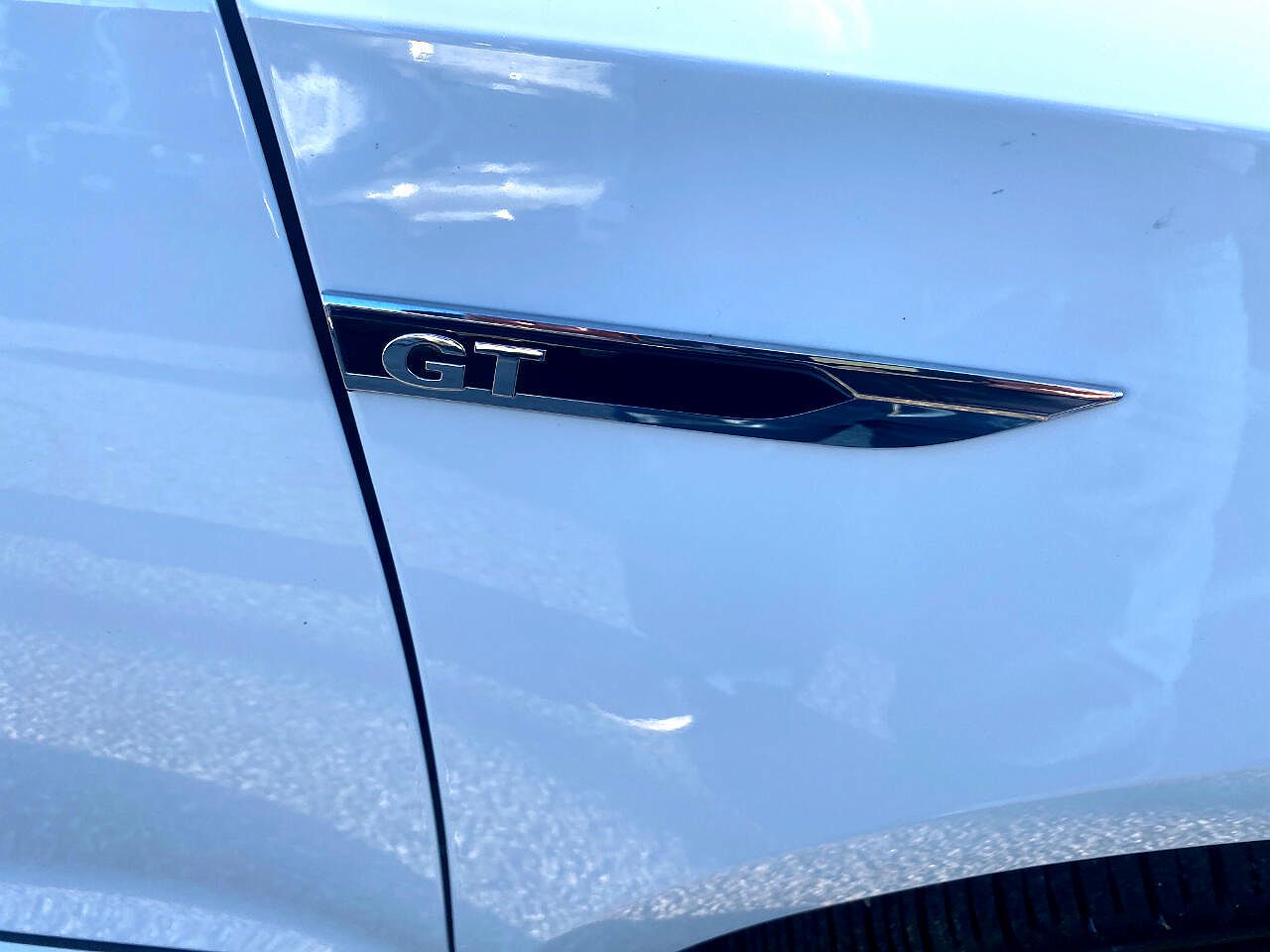 2018 Volkswagen Passat GT image 4