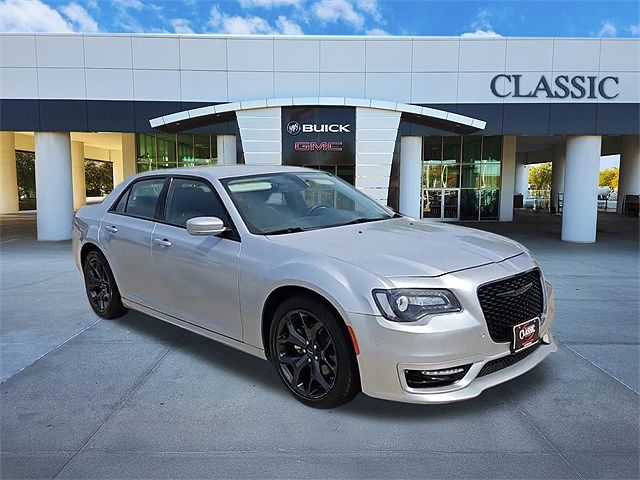 2022 Chrysler 300