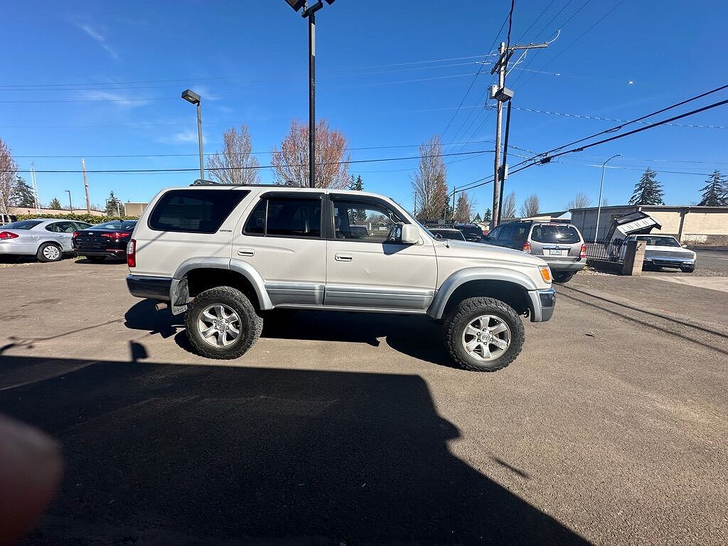 1996 Toyota 4Runner Limited Edition image 2