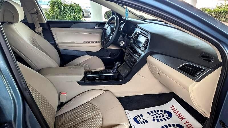 2016 Hyundai Sonata Eco image 4