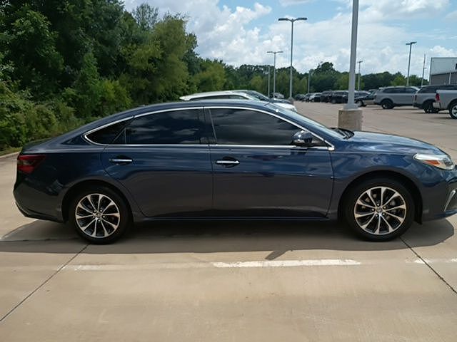 2016 Toyota Avalon