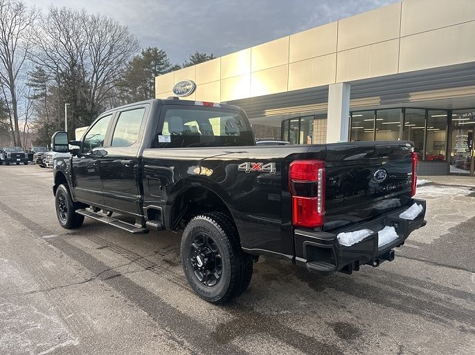 2025 Ford F-350