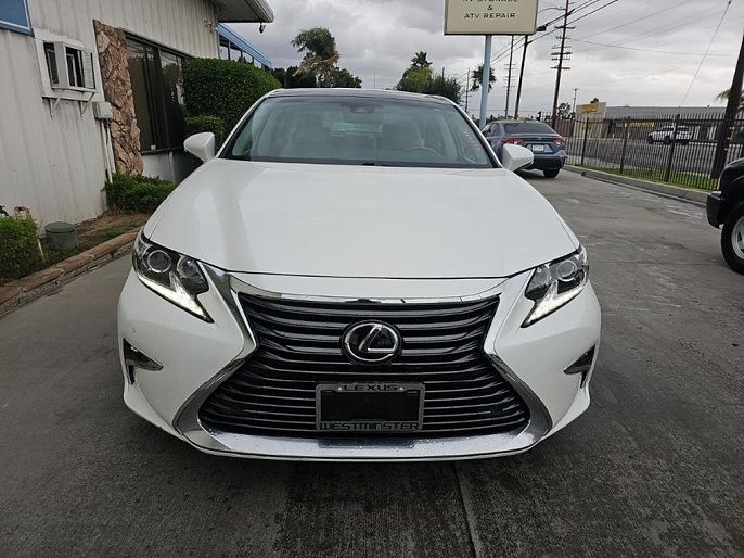 2017 Lexus ES